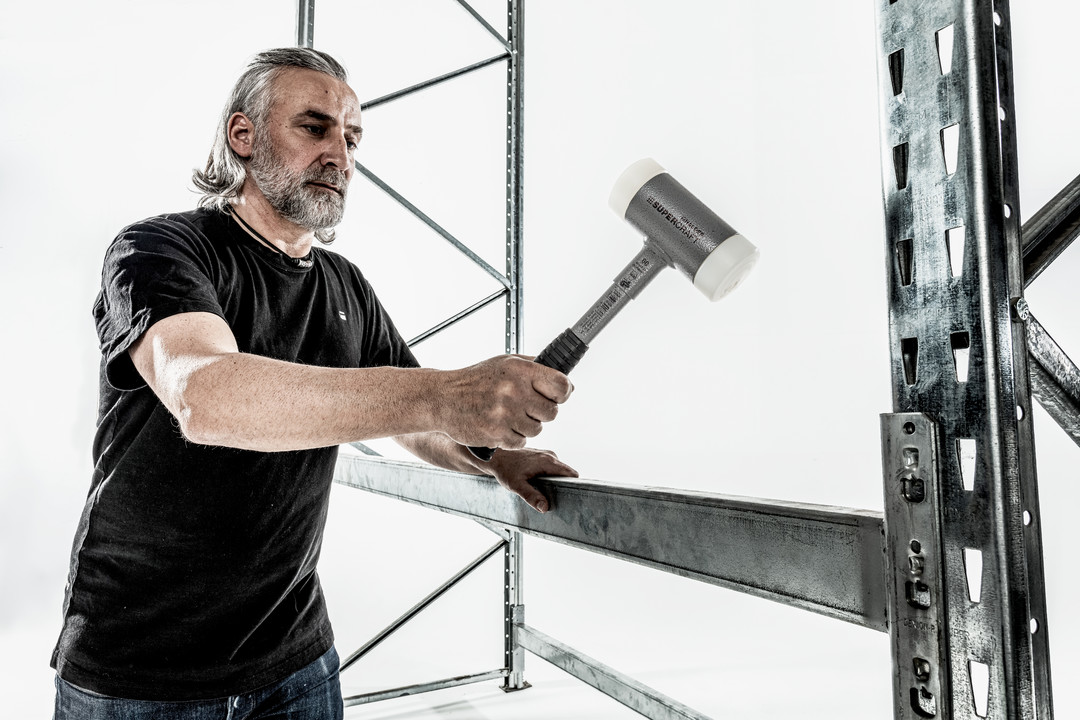 SUPERCRAFT-Schonhammer, mit bruchsicherem Stahlrohrstiel und ergonomisch geformtem, rutschsicherem Griff | D=70 mm | 3377.070