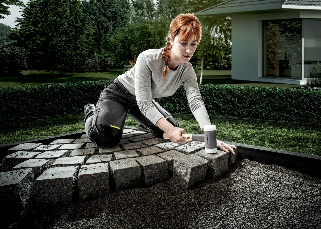 Młotek SUPERCRAFT z miękkim obuchem, z tłumiącym drgania, ergonomicznie ukształtowanym i lakierowanym trzonkiem hikorowym | D=80 mm | 3366.080