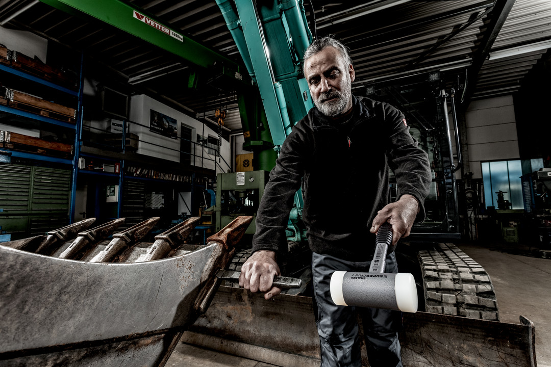 SUPERCRAFT-Schonhammer, mit bruchsicherem Stahlrohrstiel und ergonomisch geformtem, rutschsicherem Griff | D=70 mm | 3377.070